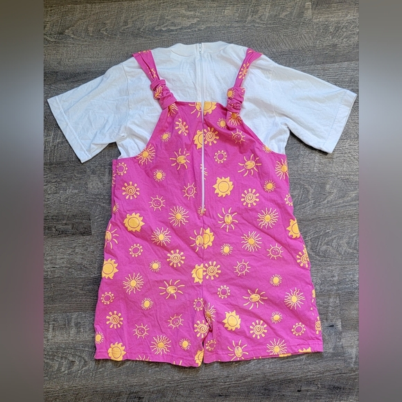 Vintg Early 90's Romper Girls 16/ Women's XS Pink w/90's Style Sun Built-in Tee - Picture 2 of 14